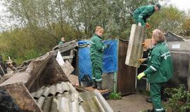 Benamių bakūžėms Pievų gatvėje - galas