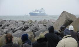 Į Klaipėdą atplaukė laivas-saugykla "Independence"