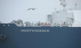 Į Klaipėdą atplaukė laivas-saugykla "Independence"