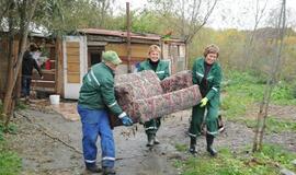 Benamių bakūžėms Pievų gatvėje - galas