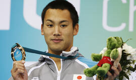 Vaizdo kamerą pavogęs japonų plaukikas diskvalifikuotas 18 mėnesių