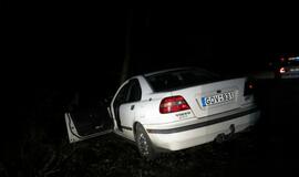 Girtas vairuotojas sudaužė automobilį ir kiaušinius