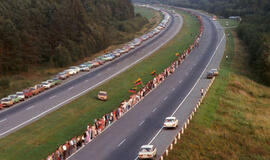 Kaip per nepriklausomybės metus pasikeitė lietuvių automobiliai