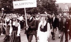 Klaipėdos akvarelės: namai ir žmonės (367)