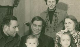 Klaipėdos akvarelės: namai ir žmonės (370)