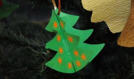 Edukacinis užsiėmimas – su kalėdinių žaisliukų kolekcininke