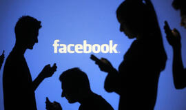 Antradienio rytą "nulūžo" socialiniai tinklai "Facebook" ir Instagram"