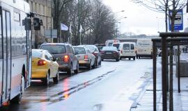 Į iškvietimą skubėjusią greitąją sustabdė "golfas"