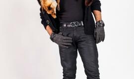 Žiogas pademonstravo, kaip rengiasi Lietuvos vyrai