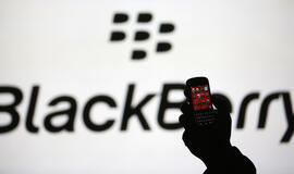 Po pranešimų apie "Samsung" pasiūlymą "BlackBerry" akcijų vertė pakilo 30 proc.