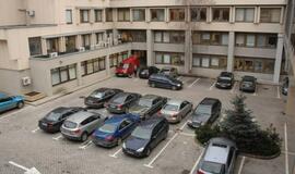 Seimo kanceliarija ketina parodyti naujai įsigytus automobilius