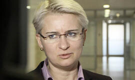 Buvusi parlamentarė Neringa Venckienė nori atgauti atlyginimą