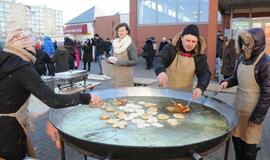 Užgavėnių šventė Naujajame turguje