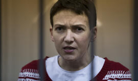 ES: Ukrainos pilotės Nadjos Savčenko gyvybei gresia pavojus