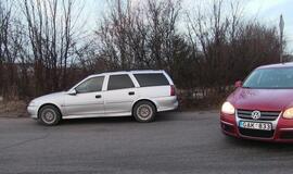 Girti vairuoja ir Kovo 11-ąją