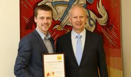 "Švyturio Klaipėdos ateities" stipendijos laureatų apdovanojimai