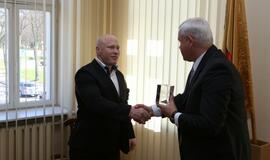 Sunkiaatlečių pagerbimas pas merą