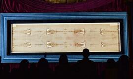 Turino drobulė bus vėl eksponuojama