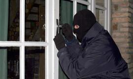 Vagys "šluoja" įrankius, dviračius, telefonus