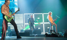 "Def Leppard" Vilniuje surinko pilną areną