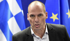 Janis Varufakis: Graikiją nuo finansų krizės skiria vos kelios savaitės