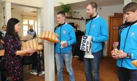 Neįgaliesiems ir vaikų namų auklėtiniams - "Dragūno" dovana