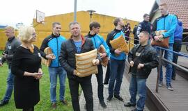 Neįgaliesiems ir vaikų namų auklėtiniams - "Dragūno" dovana