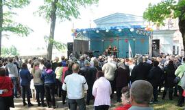 Švėkšniškius šokdino vestuvių muzikantai