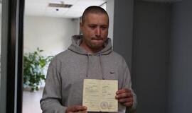 "Užsieniečiui" leido bandyti legalizuotis