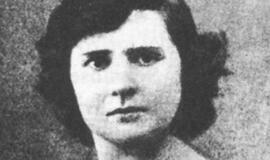 Ji kaip Orleano mergelė