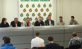 LFF išreiškė palaikymą Lietuvos rinktinės treneriams ir žaidėjams