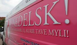 "Nedelsk" autobusėlis suka pajūrio link