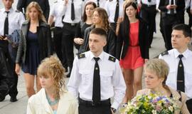 Jūreivystės mokykloje įteikti diplomai