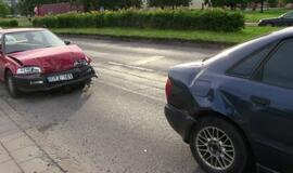 Statybininkų prospekte - smūgis į galą