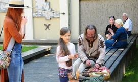 Muziejaus kiemelyje atgimė senieji amatai