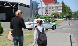 Pagrasinta susprogdinti prekybos centrą BIG