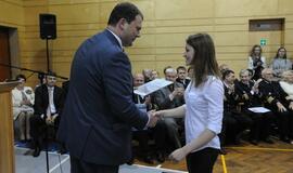 Jūreivystės mokykloje įteikti diplomai