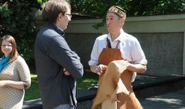 Muziejaus kiemelyje atgimė senieji amatai