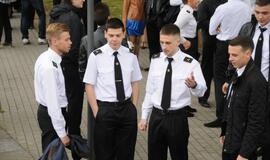 Jūreivystės mokykloje įteikti diplomai