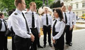 Jūreivystės mokykloje įteikti diplomai