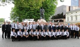 Jūreivystės mokykloje įteikti diplomai