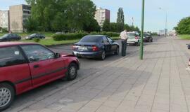 Statybininkų prospekte - smūgis į galą