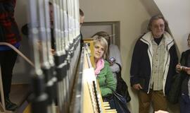 Centrinio pašto bokšte aidi kariliono istorija