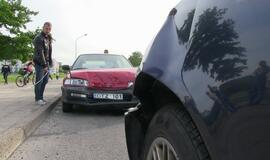 Statybininkų prospekte - smūgis į galą