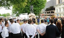 Jūreivystės mokykloje įteikti diplomai