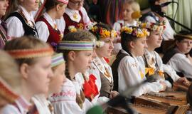 Klaipėdą užtvindė moksleivių chorų banga