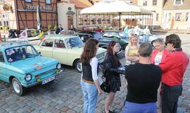 Į Klaipėdos gatves išriedėjo "Seni kibirai"