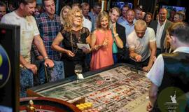 "Nesė pramogų banko" golfo turnyras