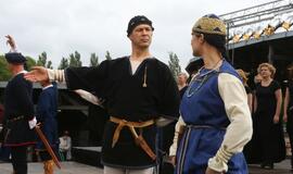 Pristatytas baltų genčių kostiumas