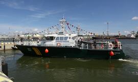 Prezidentė pakrikštijo pasieniečių laivą